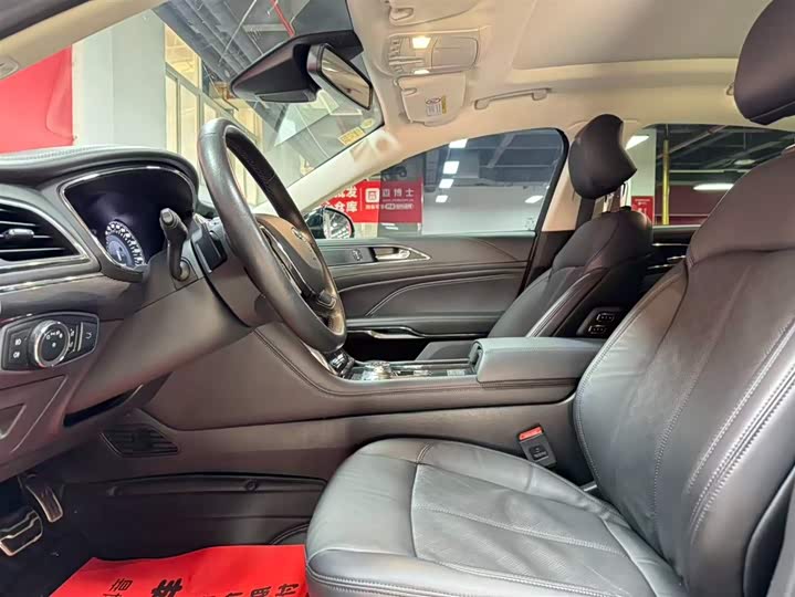 Ford Taurus 2019 2019款 EcoBoost 245 尊享版