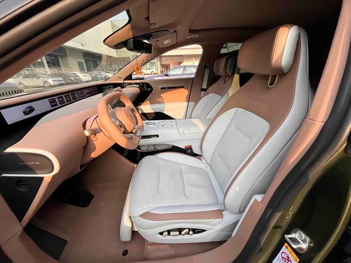 Avatr 07 2024 2024款 Ultra增程版四驱