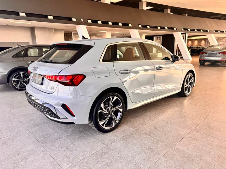 Audi A3 2025 2025款 Sportback 35TFSI 飞驰尊享型