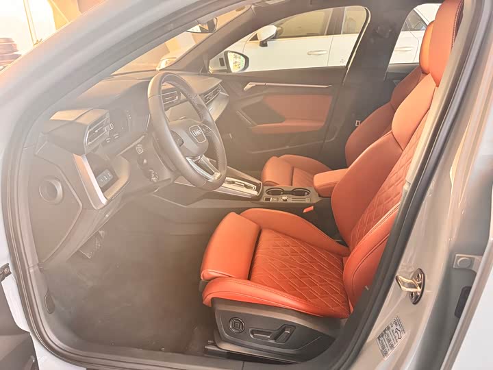 Audi A3 2025 2025款 Sportback 35TFSI 飞驰尊享型