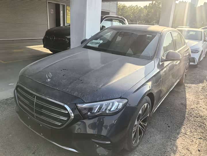 Mercedes-Benz E-Class Hybrid 2024 2024款 E 350 e L 插电式混合动力运动轿车