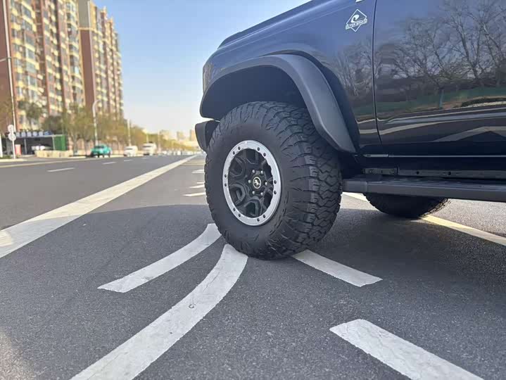 Ford Bronco 2024 2024款 2.3T 长滩大脚越野版