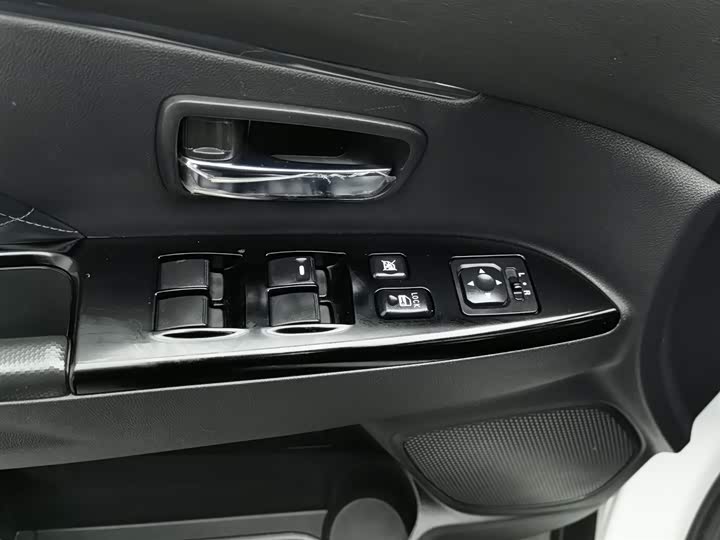 Mitsubishi ASX 2020 2020款 2.0L CVT智领版