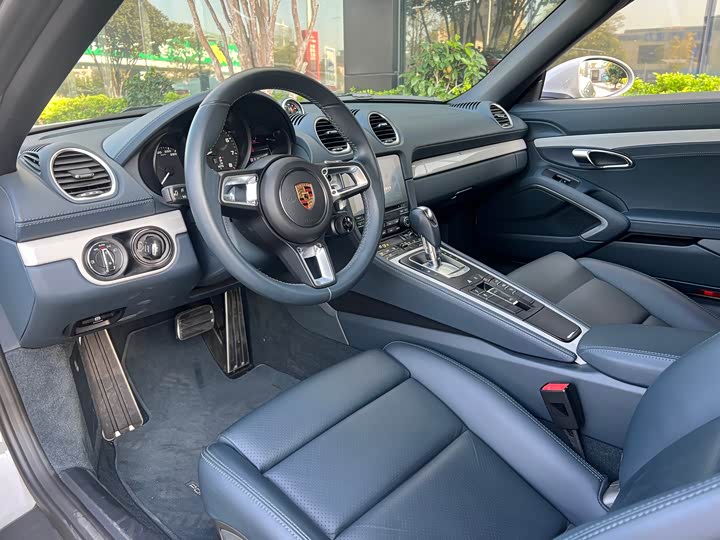 Porsche 718 2022 2022款 Spyder 2.0T