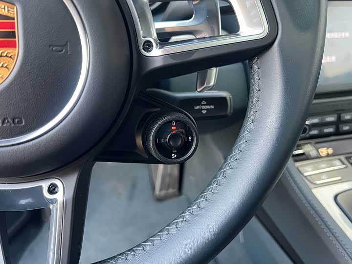 Porsche 718 2022 2022款 Spyder 2.0T