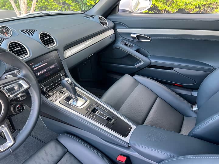 Porsche 718 2022 2022款 Spyder 2.0T