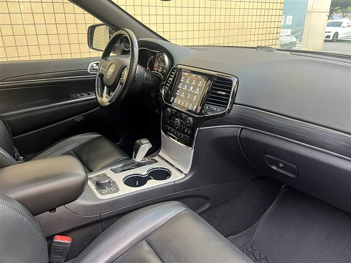 Jeep Grand Cherokee 2020 2020款 3.0L 精英导航版