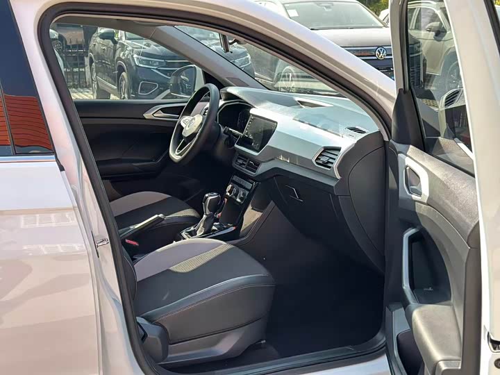 Volkswagen Tacqua 2023 2023款 200TSI DSG 悦智联版