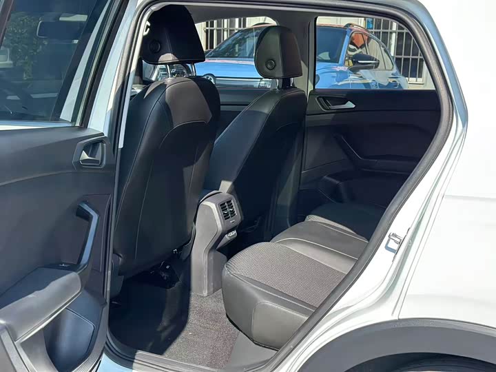 Volkswagen Tacqua 2023 2023款 200TSI DSG 悦智联版