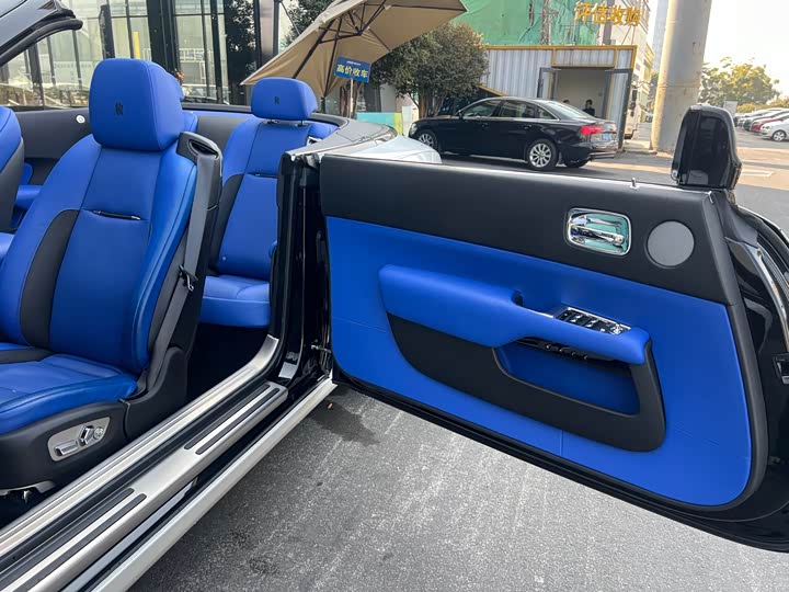 Rolls-Royce Dawn 2018 2018款 6.6T 标准型