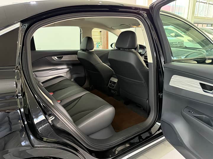 Hongqi E-QM5 2024 2024款 500km 出行版