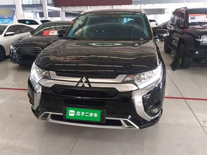 Mitsubishi Outlander 2021 2021款 2.0L 两驱畅享版 7座