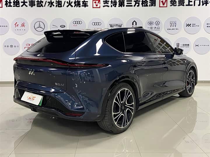IM motors LS7 2023 2023款 100kWh Lux后驱版
