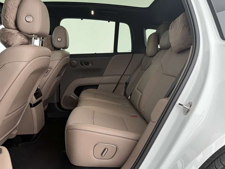 LiXiang i6 2025 2025款 两驱标准版