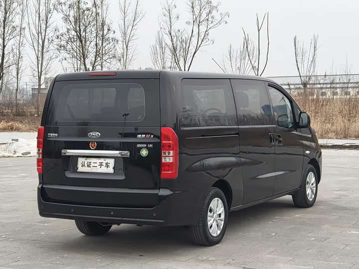 JAC Refine M3 2019 2019款 PLUS 创客版 1.8L 豪华智能型