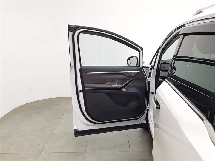 Maxus G70 2024 2024款 2.0T 自动奢享版 7座