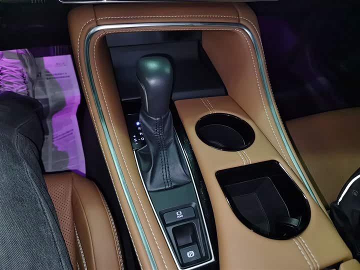 Toyota Avalon 2024 2024款 双擎 2.0L 豪华版