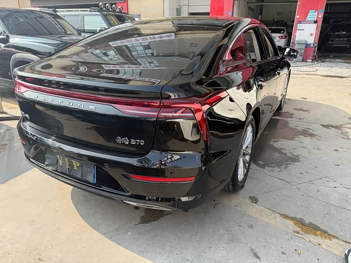Bestune B70 2024 2024款 龙腾版 1.5T 领跃型