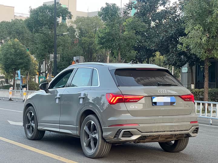 Audi Q3 2024 2024款 35 TFSI 时尚动感型
