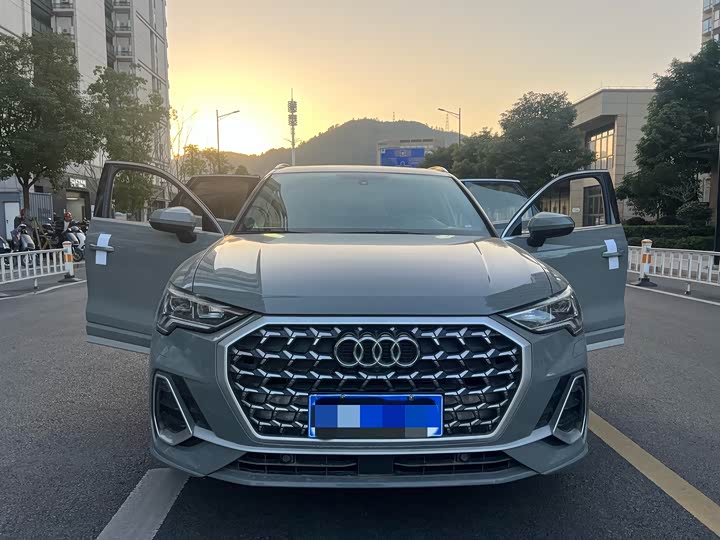 Audi Q3 2024 2024款 35 TFSI 时尚动感型