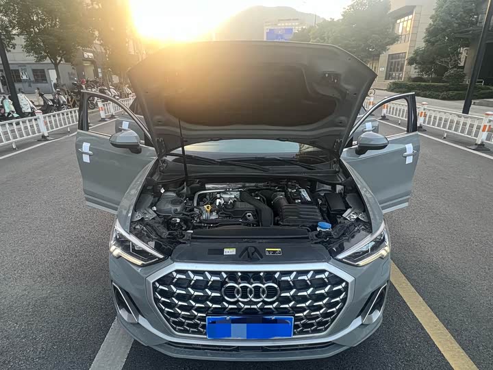 Audi Q3 2024 2024款 35 TFSI 时尚动感型