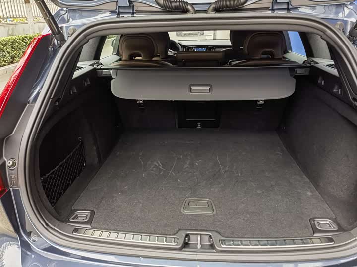 Volvo V60 2024 2024款 B5 智远豪华版