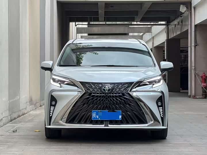 Toyota Sienna 2024 2024款 2.5L混动 舒适版