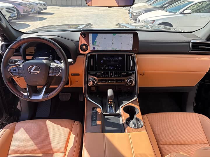 Lexus LX 2025 2025款 700h 领界版