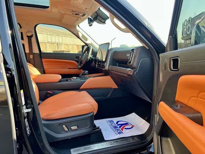 Haval H9 2024 2024款 2.0T 汽油四驱极境版