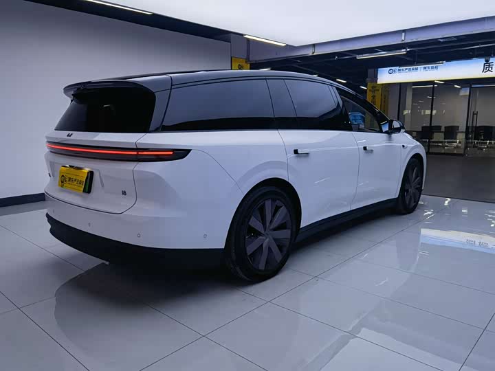 LiXiang i8 2025 2025款 标准版