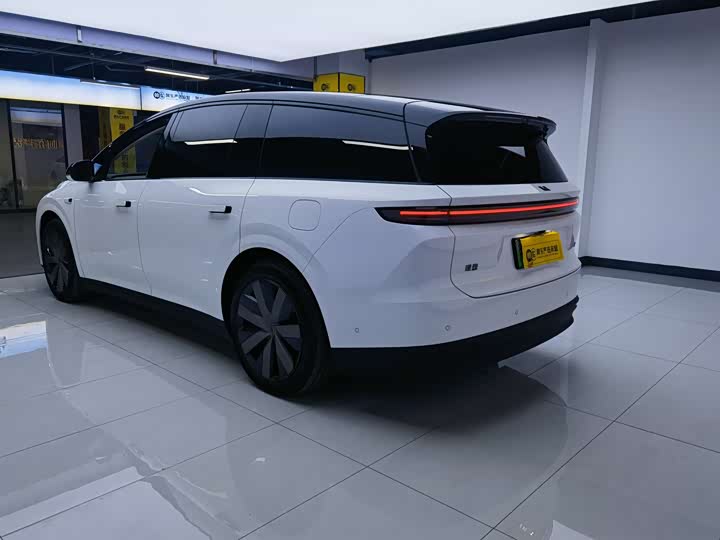 LiXiang i8 2025 2025款 标准版