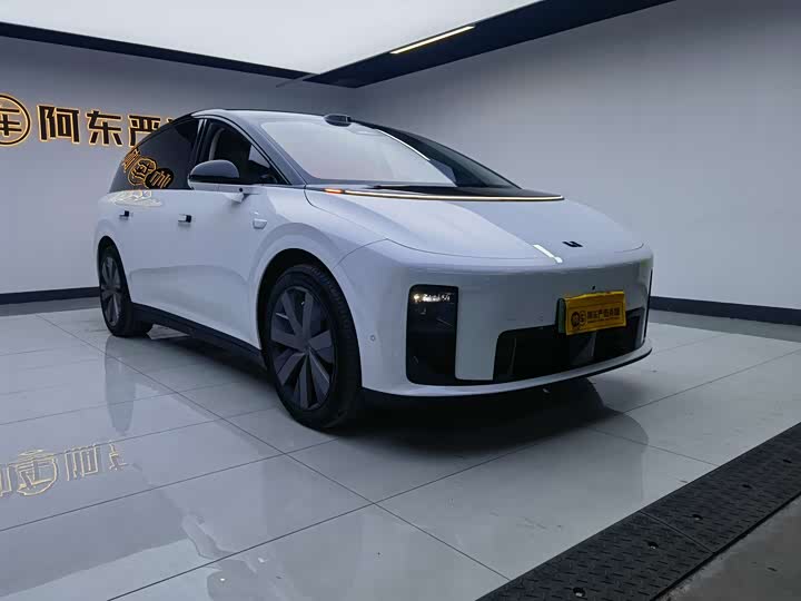LiXiang i8 2025 2025款 标准版