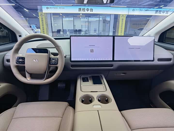 LiXiang i8 2025 2025款 标准版