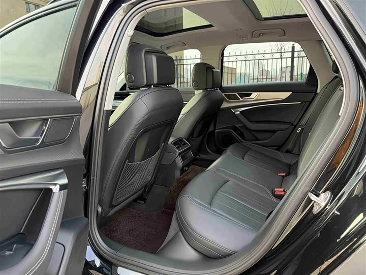 Audi A6 2024 2024款 allroad quattro 55 TFSI 尊享越野型