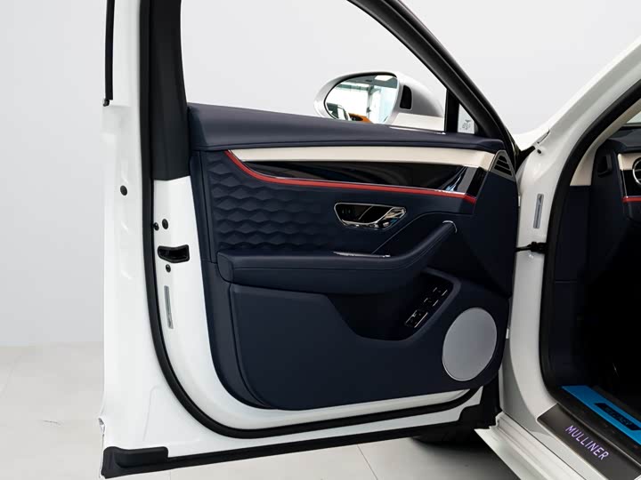 Bentley Flying Spur 2024 2024款 4.0T V8 Mulliner