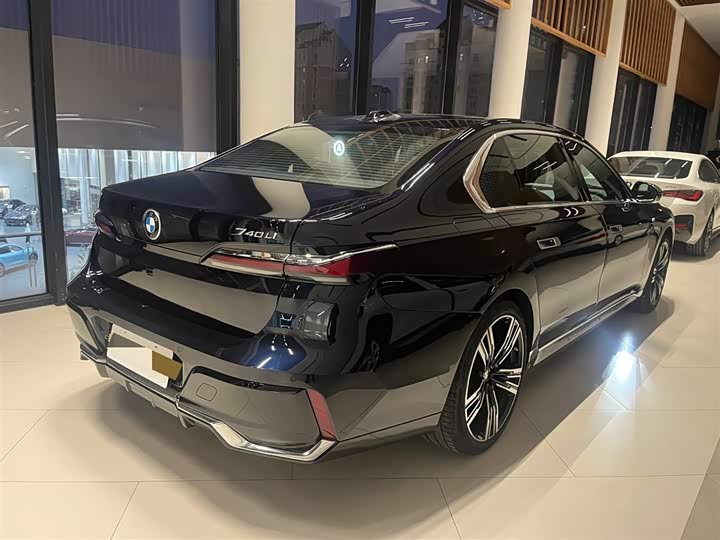BMW 7 Series 2023 2023款 740Li 尊享型 M运动套装
