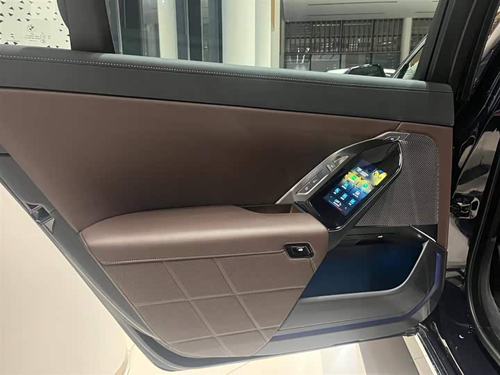 BMW 7 Series 2023 2023款 740Li 尊享型 M运动套装