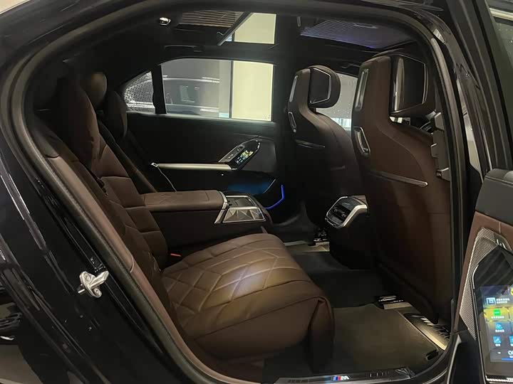 BMW 7 Series 2023 2023款 740Li 尊享型 M运动套装