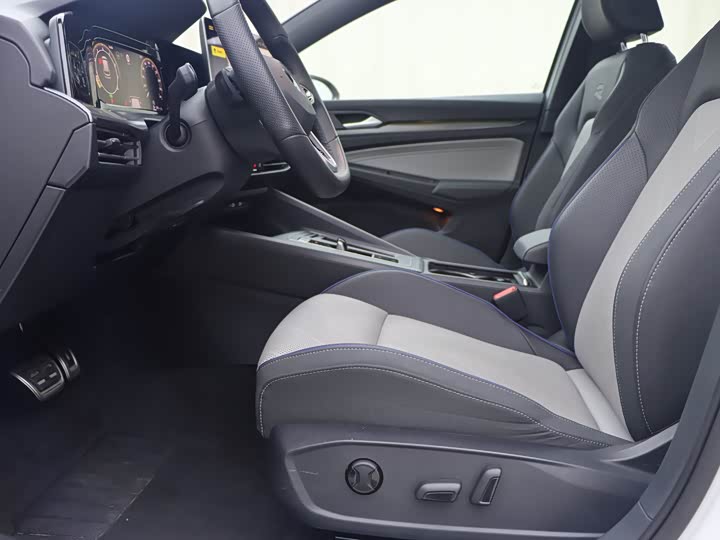 Volkswagen Golf 2025 2025款 300TSI R-Line