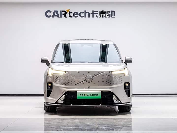 Volvo EM90 2025 2025款 Ultra 六座