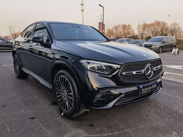 Mercedes-Benz GLC-Class Coupe 2024 2024款 GLC 300 4MATIC 轿跑SUV