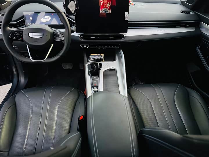 Geely Preface 2025 2025款 东方曜 1.5TD 昆仑版