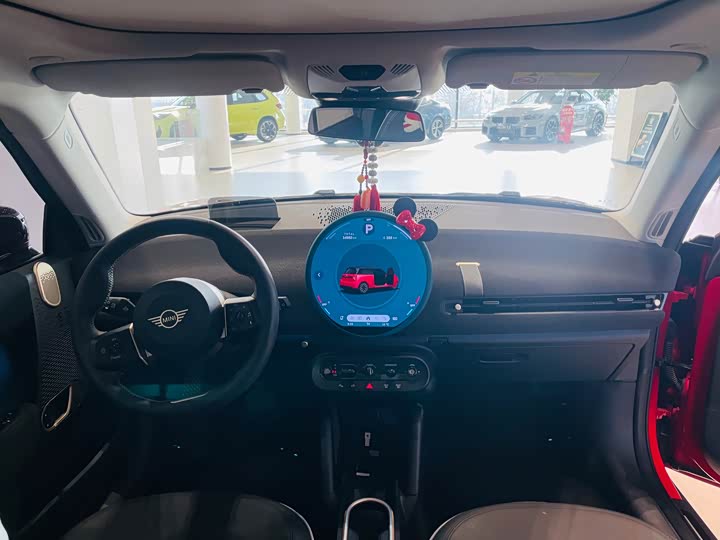 Mini Cooper 2024 2024款 452km COOPER SE 艺术家