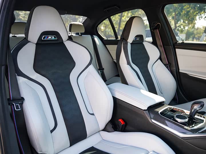 BMW M3 2024 2024款 M3四门轿车 雷霆版