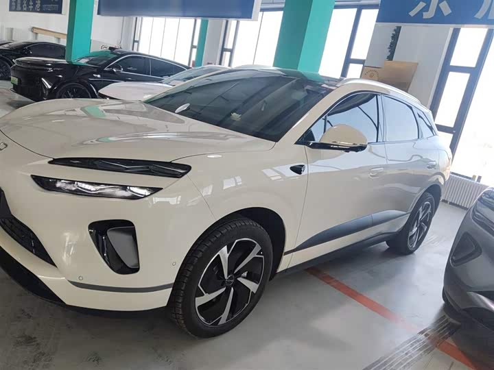 2025 BYD Sea Lion 06 Hybrid/EV