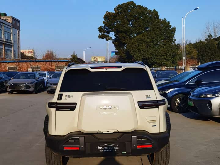 2025 BYD FangChengBao Titanium 3 (Tai 3)