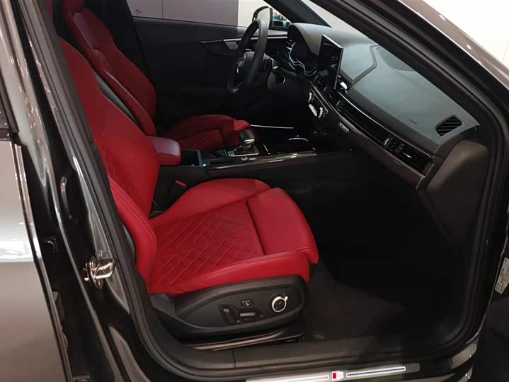 Audi S4 2024 2024款 S4 3.0TFSI