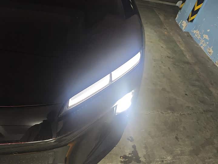 Nio ET5T 2025 2025款 冠军纪念版 75kWh Touring