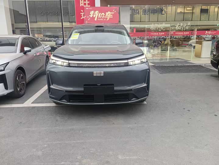 Geely Galaxy M9 2025 2025款 230km 两驱探索版