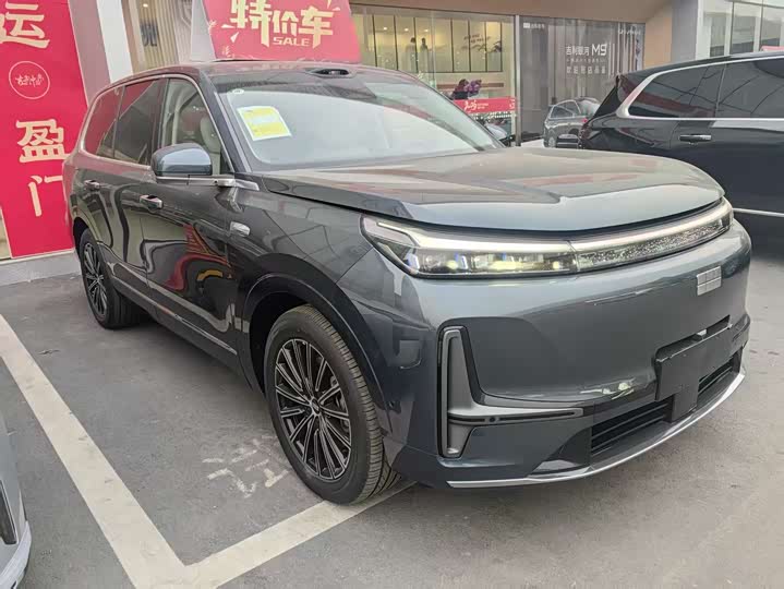 Geely Galaxy M9 2025 2025款 230km 两驱探索版